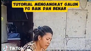 TUTORIAL MENGANGKAT GALON GAMPANG VERSI EMAK"  #shorts