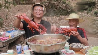 Upgraded Hot Pot with Abalones & Boston Lobsters!