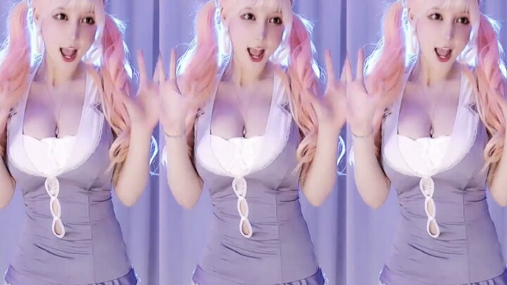 Minana has nice hair