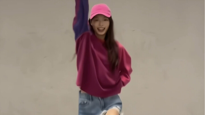 Day 1/This dance is so youthful and energetic!!