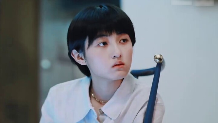 "He wants to eat spicy hot pot all the time, but I want to surf in the ocean"｜Zhang Zifeng x Liang J