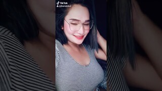 FILIPINO SUNGLASS DROP TIKTOK CHALLENGE SEXY PINAY