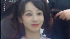 杨紫: 萌妹紫~老婆手机里到底藏了多少照片,也不发!!!