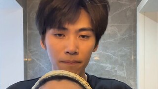 Immersive way to remove makeup for your girlfriend!