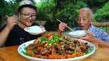 How to Make Spicy Chicken Wing Tips with Fried Dough Twist