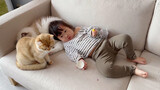 Động vật|Mèo Ragdoll chăm em bé