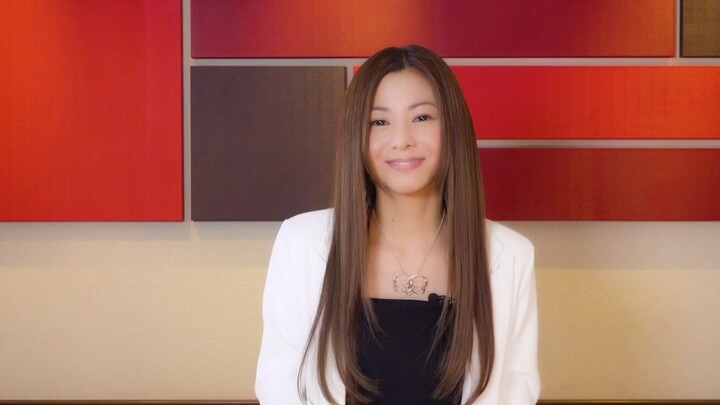 Hello everyone, I am Mai Kuraki!! It’s our first meeting, please take care of me.