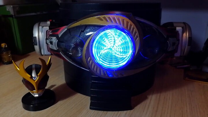 Play with CSM Agito belt in advance? High-brightness high beam!