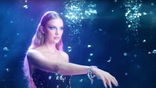 Taylor Swift - Bejeweled (Official Music Video)