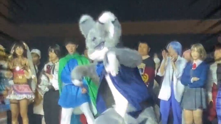 OREZ【ฉันสุ่มเต้น LOSER ในนิทรรศการการ์ตูน】FURSUIT DANCE