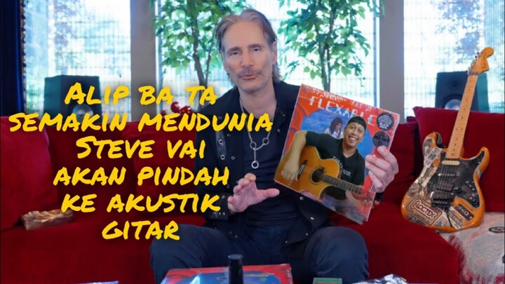 Musisi Legend Steve Vai Sedang Menggarap Fingerstyle Solo Gitar Akustik seperti Alip Ba Ta