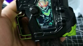 Kamen Rider Valkyrie Cassette