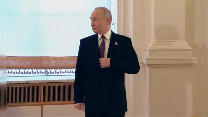 Last night, the old man who adjusted his tie 800 times a minute was welcoming guests.