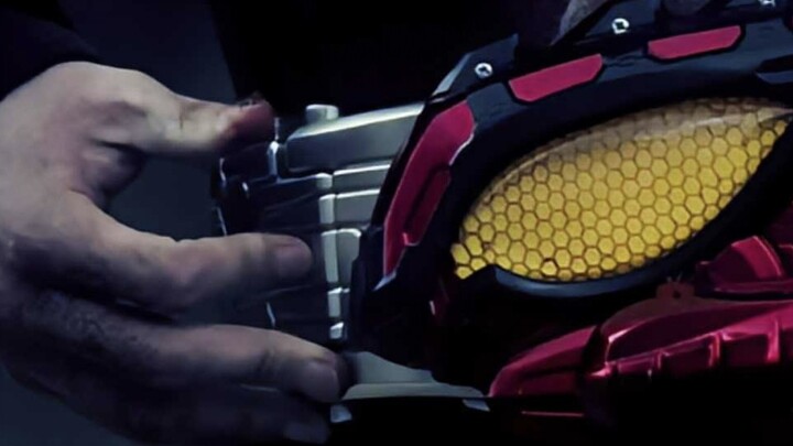 How fast can those Kamen Riders who wear their belts manually transform?