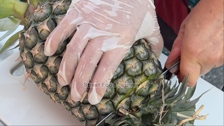 Cutting The Biggest Pineapple Variety In Thailand