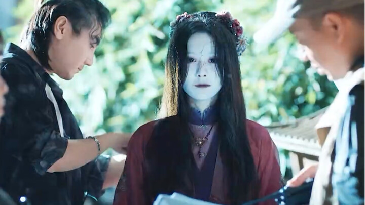 The girl playing the role of Ah Piao died unexpectedly and turned out to be a ghost.