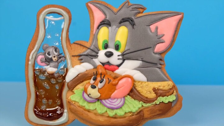 [Tom and Jerry] I made a cat and mouse trio using icing cookies!