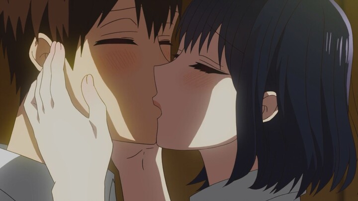 Thirty episodes of unbridled kissing in anime