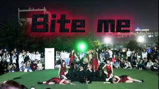 【SC】Phiên bản toàn nữ của Bite Me được biểu diễn trên sân cỏ! Điệu nhảy cover siêu đẹp và ngầu của E