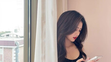 [สี่สาวดังในวงการบันเทิง? - 】/【กวางขาว】