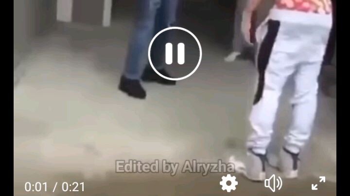 throw some hands