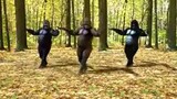 the dancing gorilla 🦍🦍😂😂🤣🤣