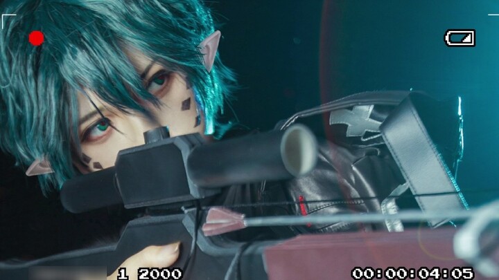 [Arknights cos] Faust, pukul aku melalui mulutnya