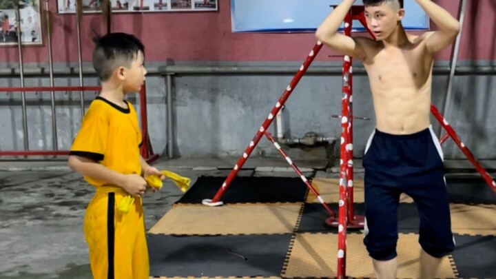 สิงโตเขียวเจียหยาง | คู่พี่น้องสุดหล่อคู่นี้ในที่สุดก็ได้จับคู่กันเต้นรำสิงโต