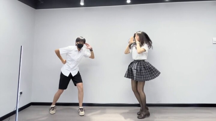 【Atomic】Forcing a handsome T friend to dance house dance "Unpredictable Apollian Classmate"