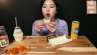 Mì hộp, xúc xích, burito, món tráng miệng phần cuối #anngonmoingay