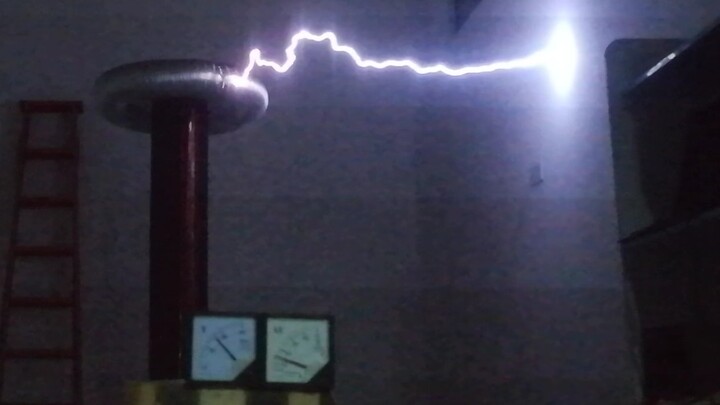 Tesla coil electronic solo "only my railgun"