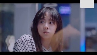 [LẤY DANH NGHĨA NGƯỜI NHÀ] Đang ăn thì nhìn thấy "crush"