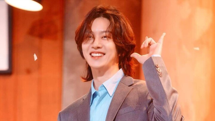 Super Junior Kim Heechul fairy ending (Part 2): "What do you mean 40 yrs old fairy "