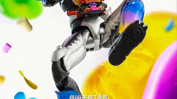[Papa model] The body is good but the hand-shaped warrior! SHF Kamen Rider Gabu Gavv gummy form