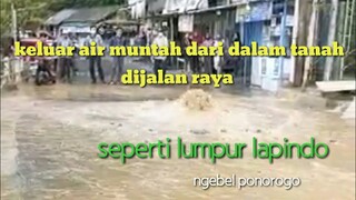 Air menyembur dari dalam tanah- telaga ngebel