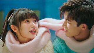 Cinderella sangat seksi! Pandangan bermain salji sangat comel sehingga CEO tidak tahan untuk pergi!