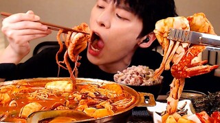 SIO吃播 韩式什锦海鲜汤  章鱼 鱿鱼 螃蟹