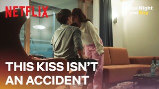 He tends to her wound, she tends to his lips | Miss Night and Day Ep 8 | Netflix [ENG SUB]