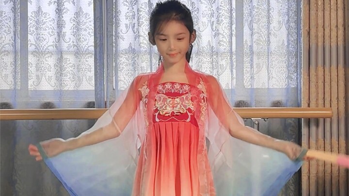 小孩姐刚自学的寄明月呀～