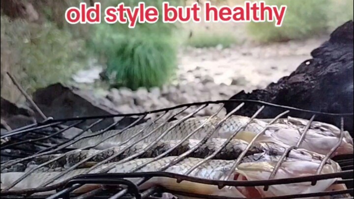 Healthiest way to eat FISH ✅ #cookingoutdoors