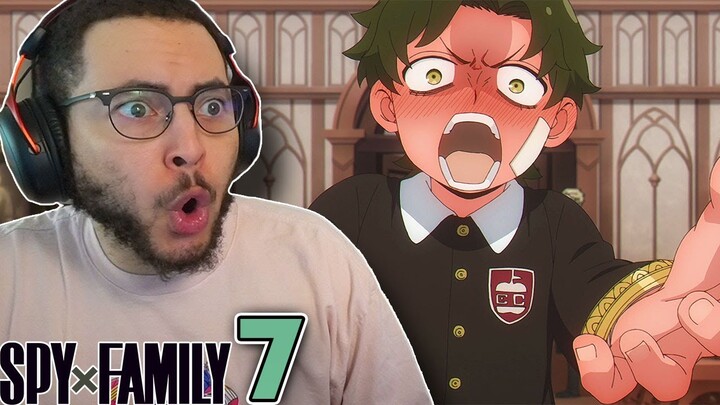 oh he is IN *LOVE*! Spy x Family Episode 7 Reaction!