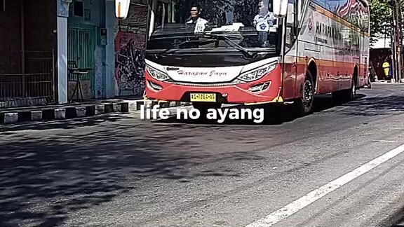 ayang tidak perlu hunting bus nomer satu