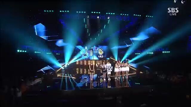 Performance au Inkigayo [30/06/13]