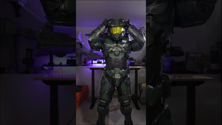 Master Chief is the way #shorts #masterchief #halo #cosplay #cosplayer #cosplayers