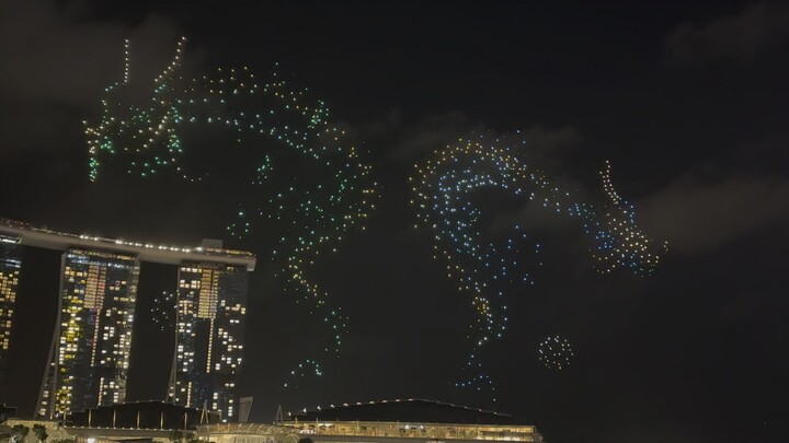 Unofficial Trailer of Marina Bay Sands Dragon Drone Show