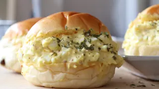 [Food][DIY]Making egg sandwich with hamburger bread