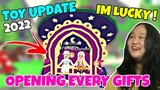 OPENING EVERY GIFTS IN ADOPT ME 🎁 *NEW GIFTS 2022* | IM LUCKY TODAY 😍