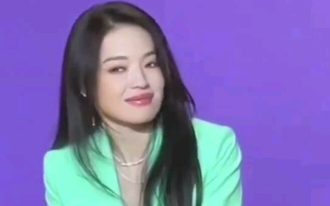 เมื่อ Yu Shuxin ปรากฏตัว ฉันยังคงคิดว่ามันคงจะตลกดี แต่เมื่อฉันเห็นสีหน้าของ Shu Qi ฉันก็อดหัวเราะออ
