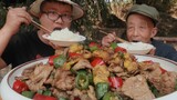 Hunan Cuisine: Spicy Stir-fried Pork Belly