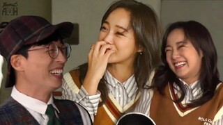 Kim Sejeong teasing Yoo Jae-suk look.